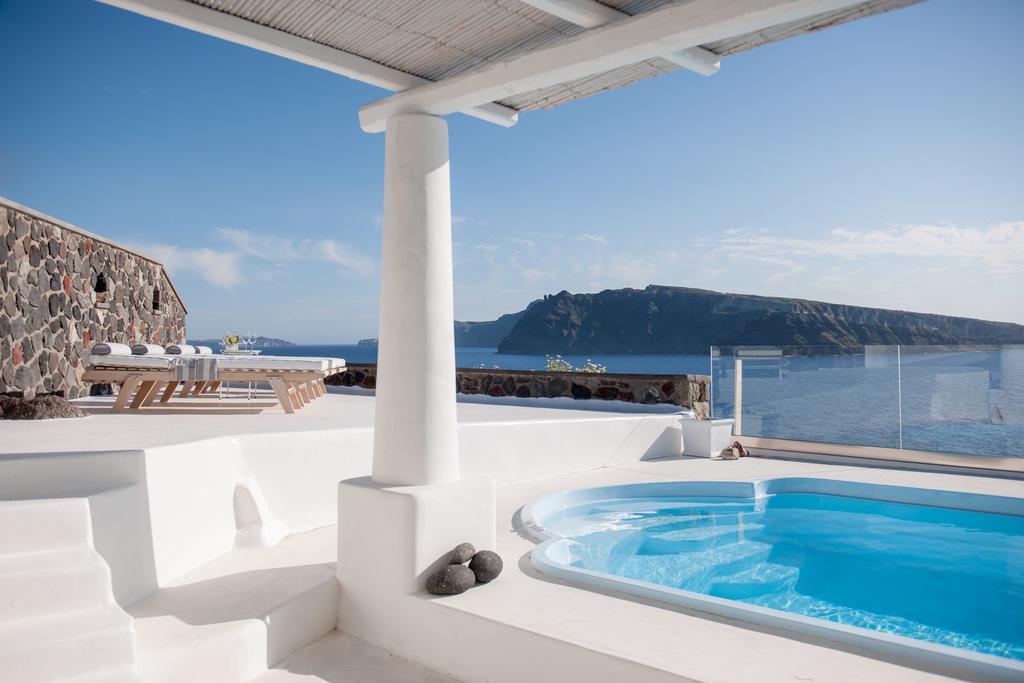 Ode Villa Oia Caldera & Sunset View Room photo